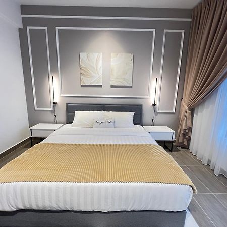 Rizz Residence Troika Kb Кота Бару Екстериор снимка